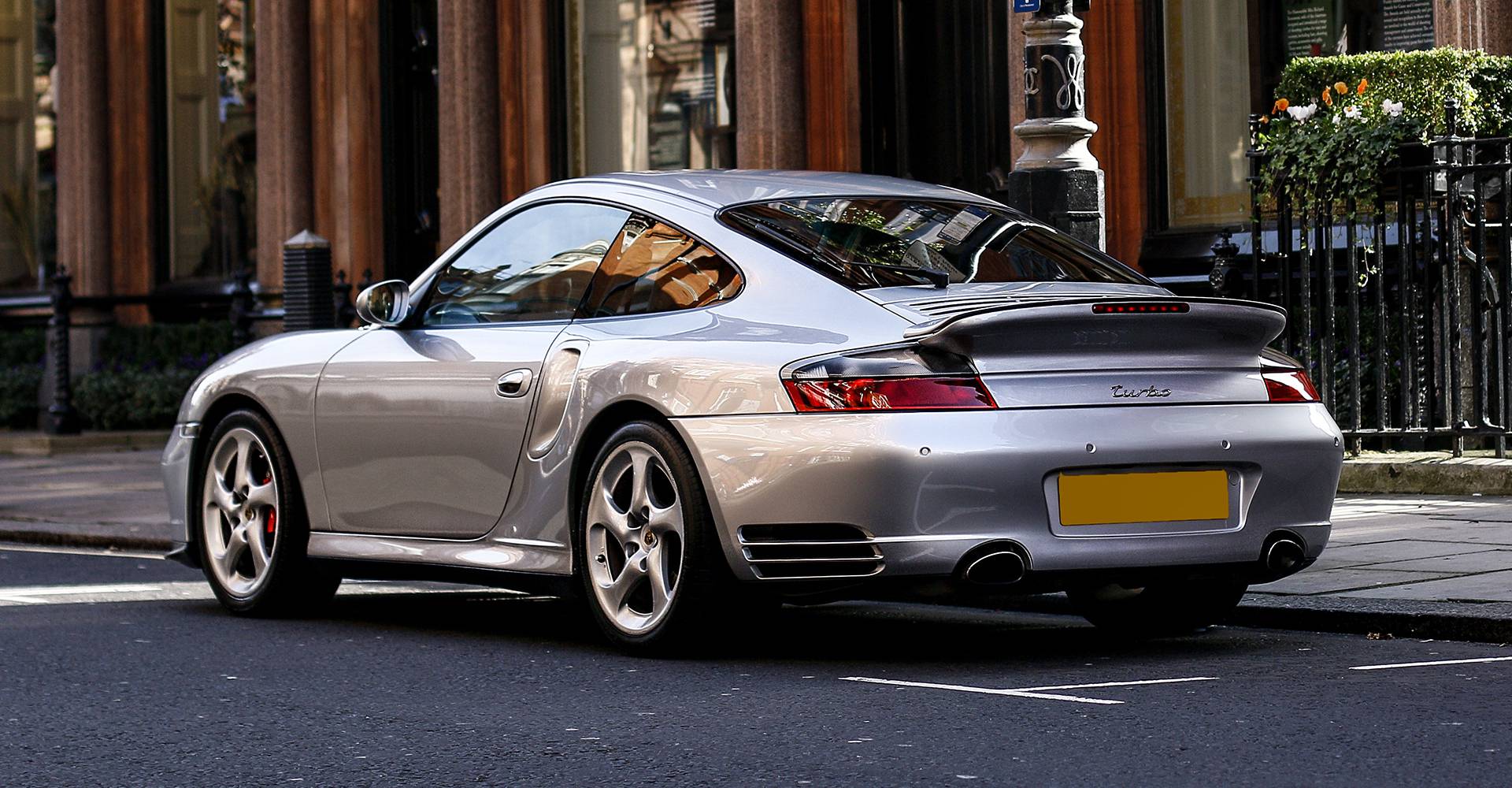 Luxury 2