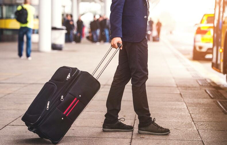 Irish low-cost airline announced regular flights to the Emirates
